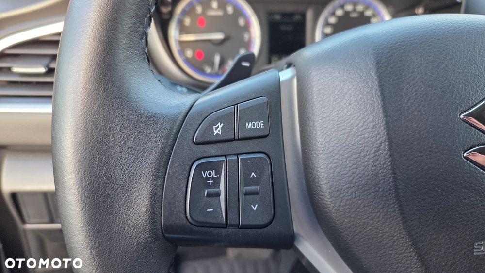 Suzuki SX4 S-Cross 1.0 T Premium - 24