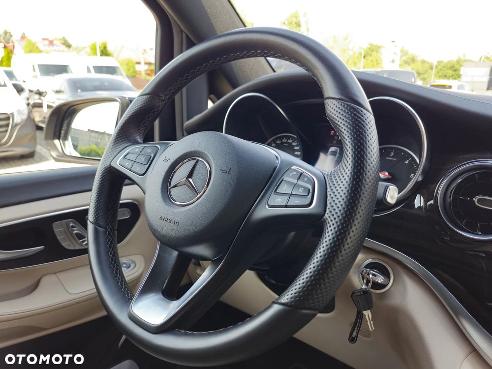 Mercedes-Benz Klasa V 300 d 4-Matic 9G-Tronic Avantgarde (ekstra dł) - 12