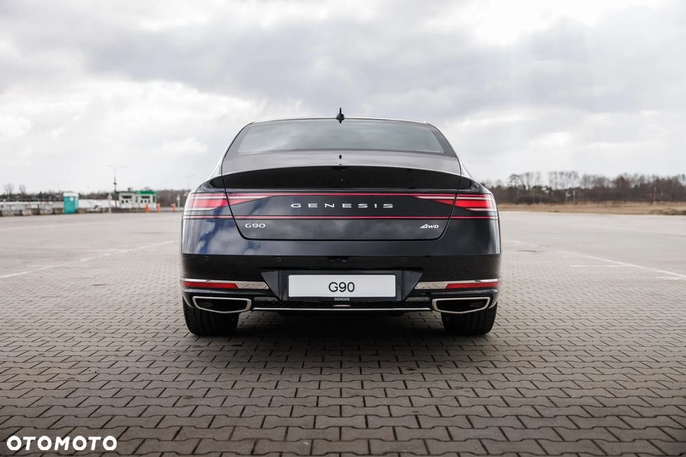 Genesis G90 3.5T V6 AT8 SWB Luxury Plus - 4