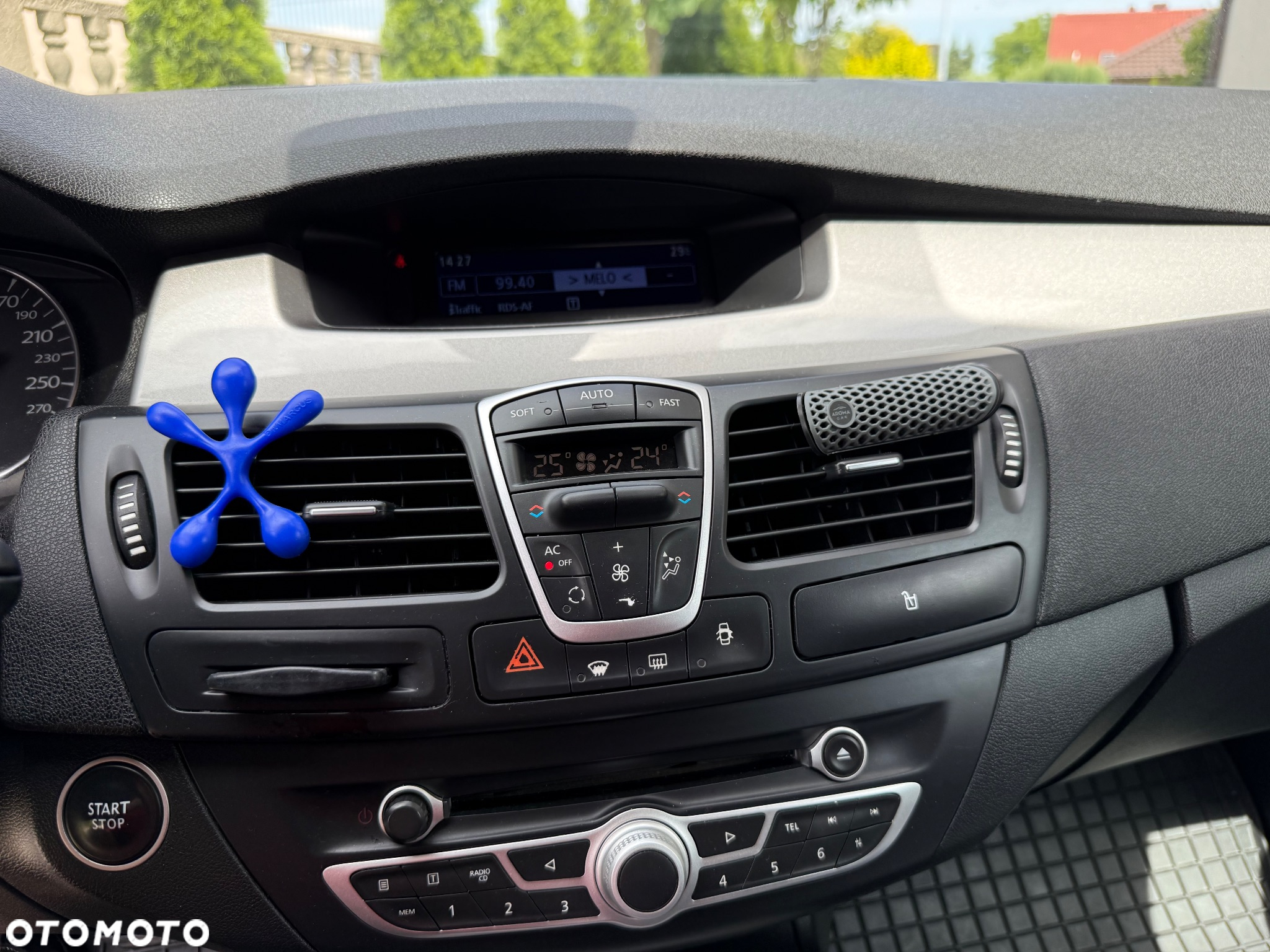 Renault Laguna 2.0 dCi Initiale - 13