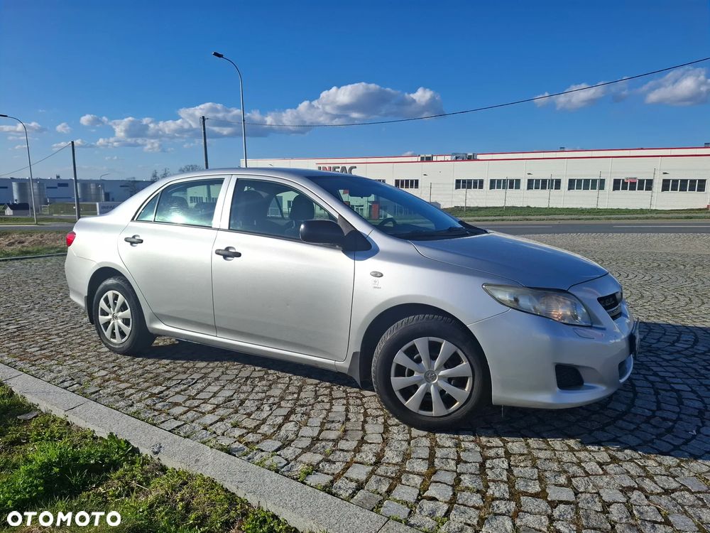 Toyota Corolla 1.4 VVT-i Terra - 3