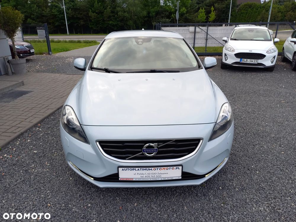 Volvo V40 D3 Momentum - 11