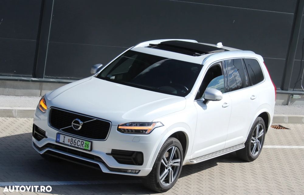 Volvo XC 90 D5 AWD Geartronic RDesign - 10