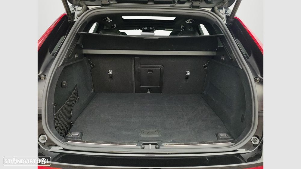 Volvo XC 60 2.0 T6 PHEV Black Edition AWD - 15