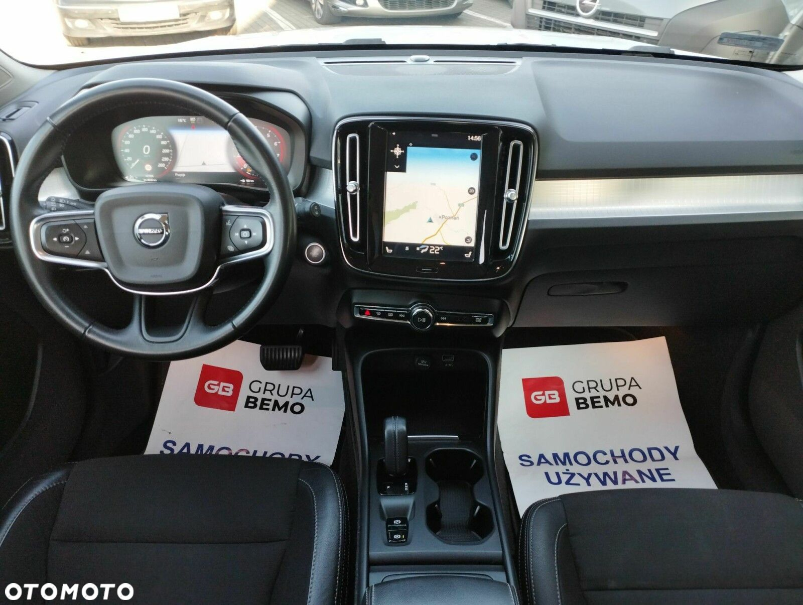 Volvo XC 40 T3 Momentum Pro - 16