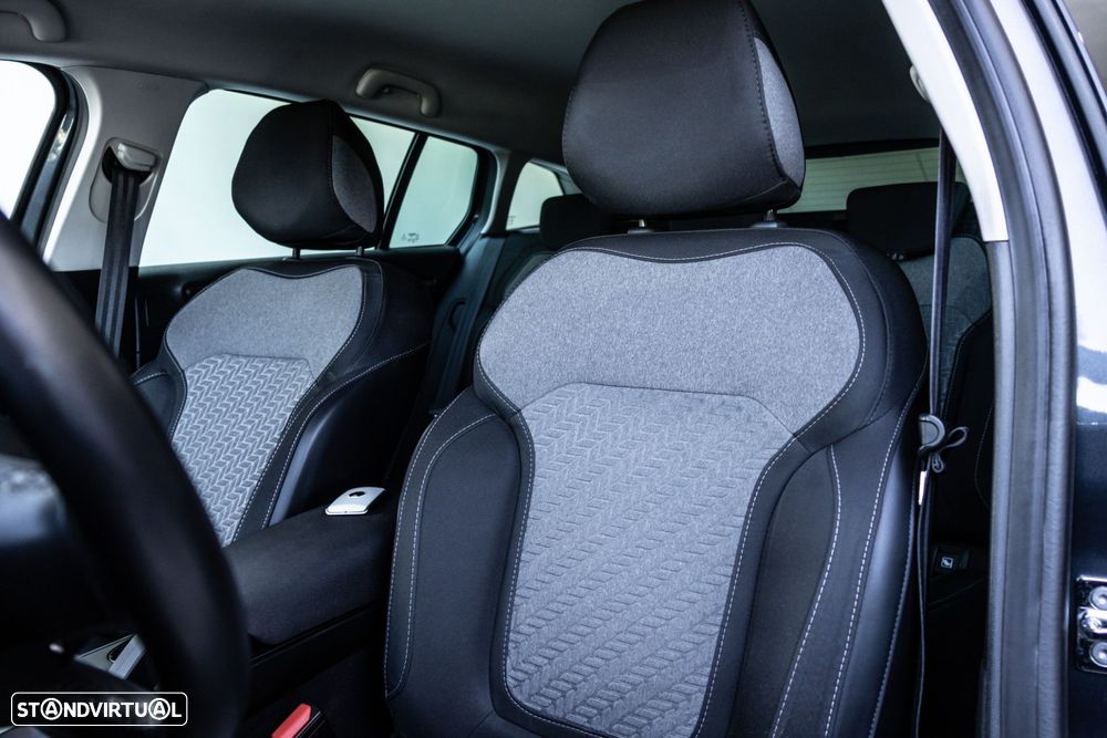 Renault Mégane Sport Tourer 1.5 Blue dCi Limited - 32