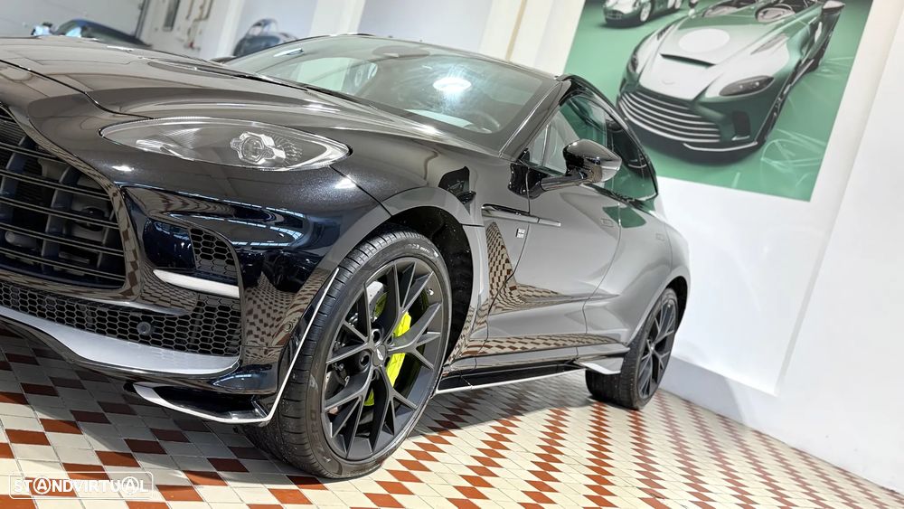 Aston Martin DBX 707 AMR24 - 16