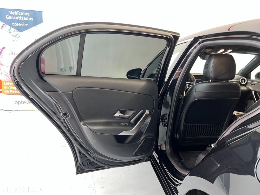 Mercedes-Benz A 250 - 33