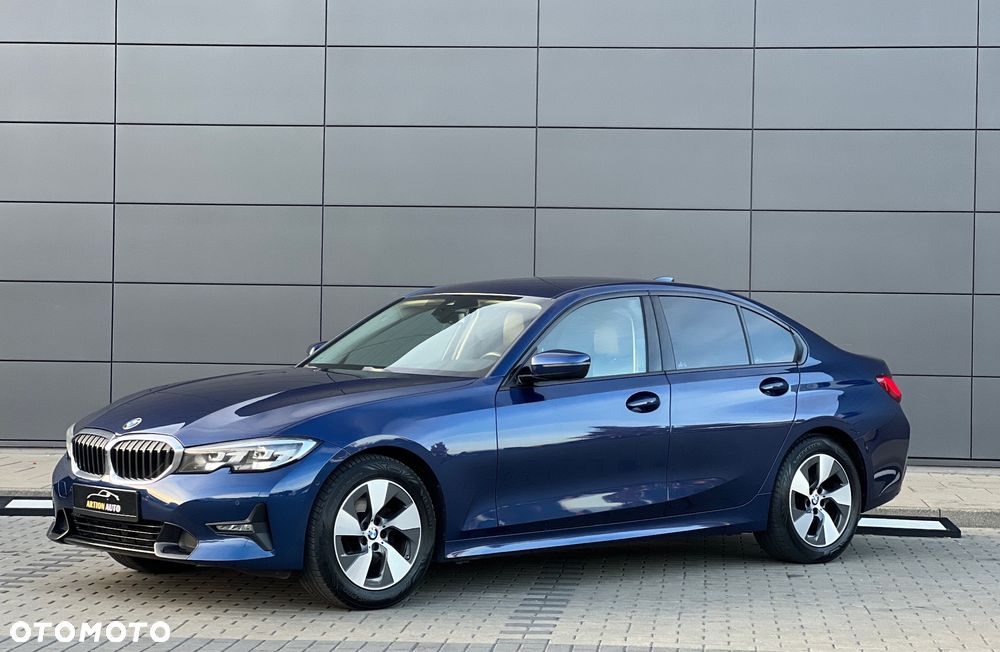 BMW Seria 3 320d Sport Line Shadow sport - 16