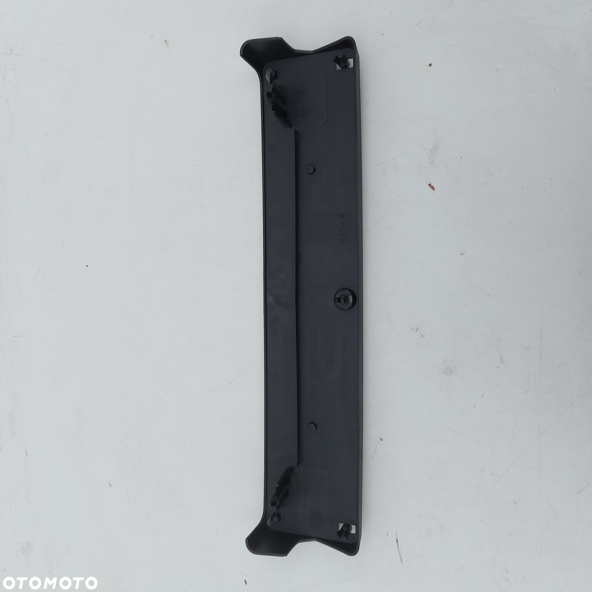 PODSTAWA OSLONA TABLICY REJESTRACYJNEJ RAMKA MERCEDES GLA W156 ORYGINAL NOWE 1568850081 - 5