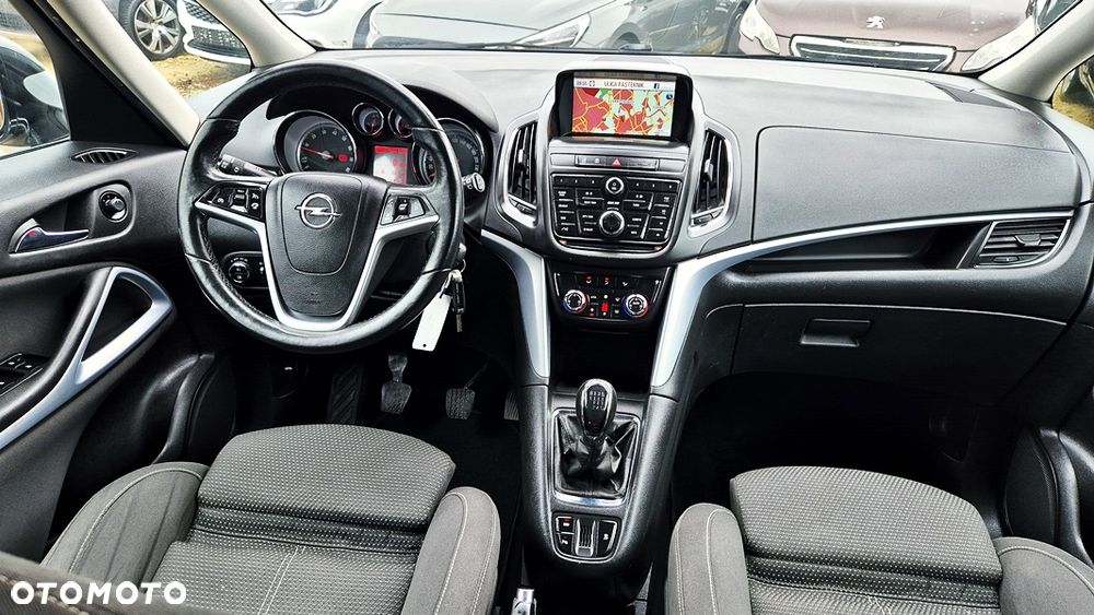 Opel Zafira 1.4 T Cosmo EU6 - 33