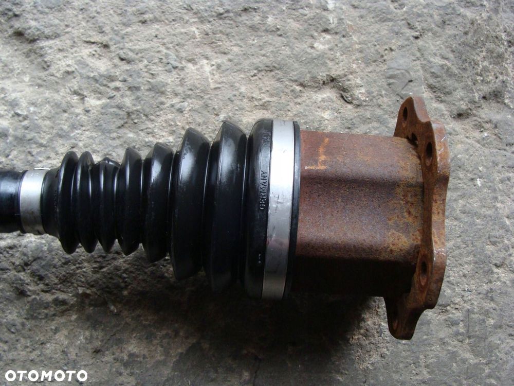 półoś prawa audi a4 a5 b8 8k0407271al 2.0 tdi - 3