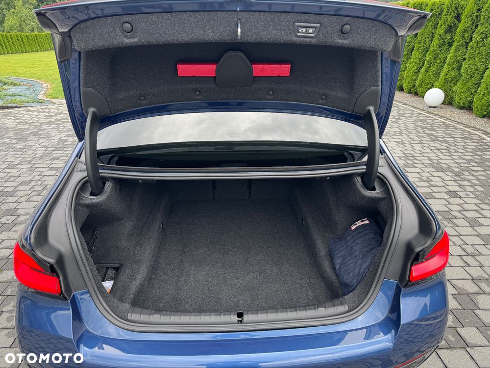 BMW Seria 5 540i xDrive mHEV M Sport sport - 12