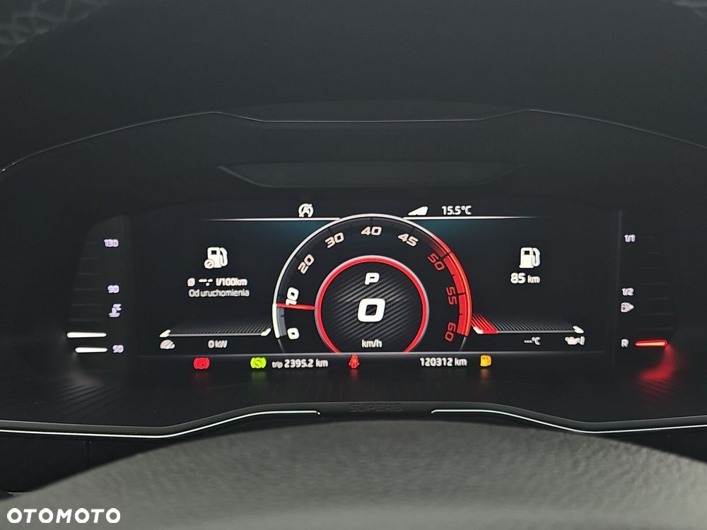 Skoda Superb 2.0 TDI SCR 4x4 Sportline DSG - 26