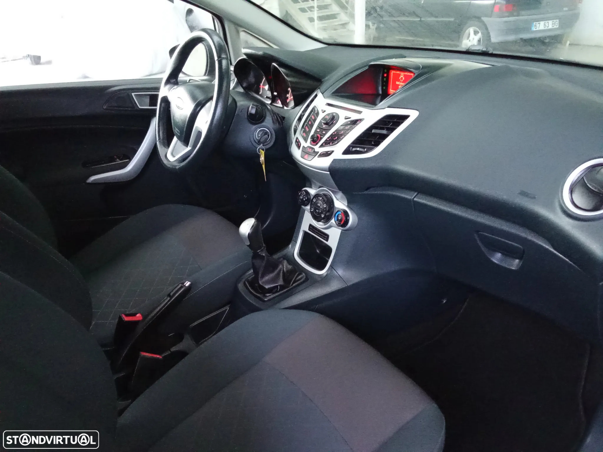 Ford Fiesta 1.25 Champions Edition - 6