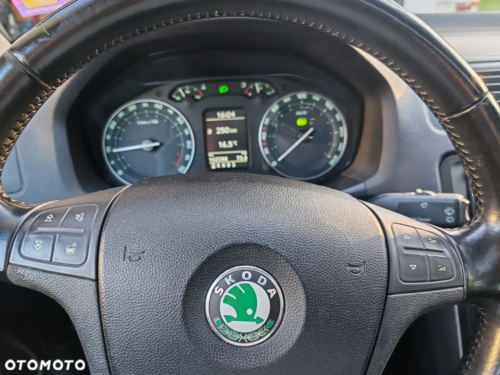 Skoda Octavia - 28