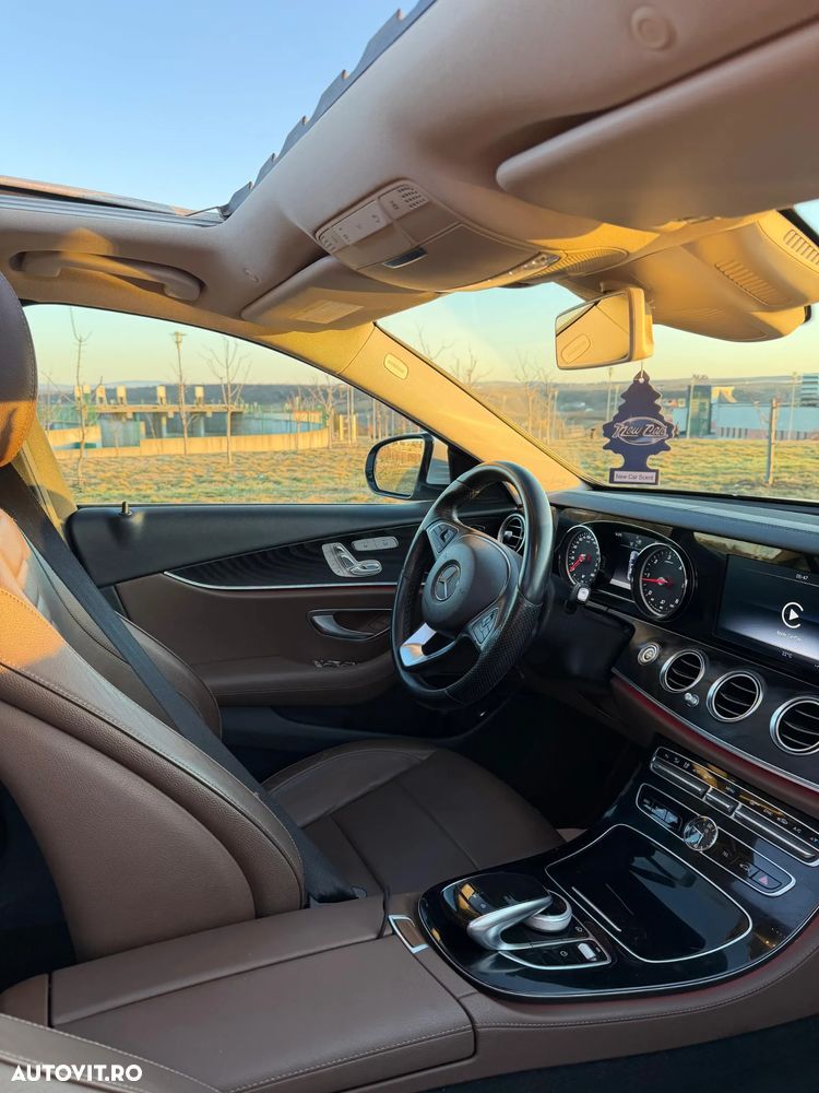 Mercedes-Benz E - 14