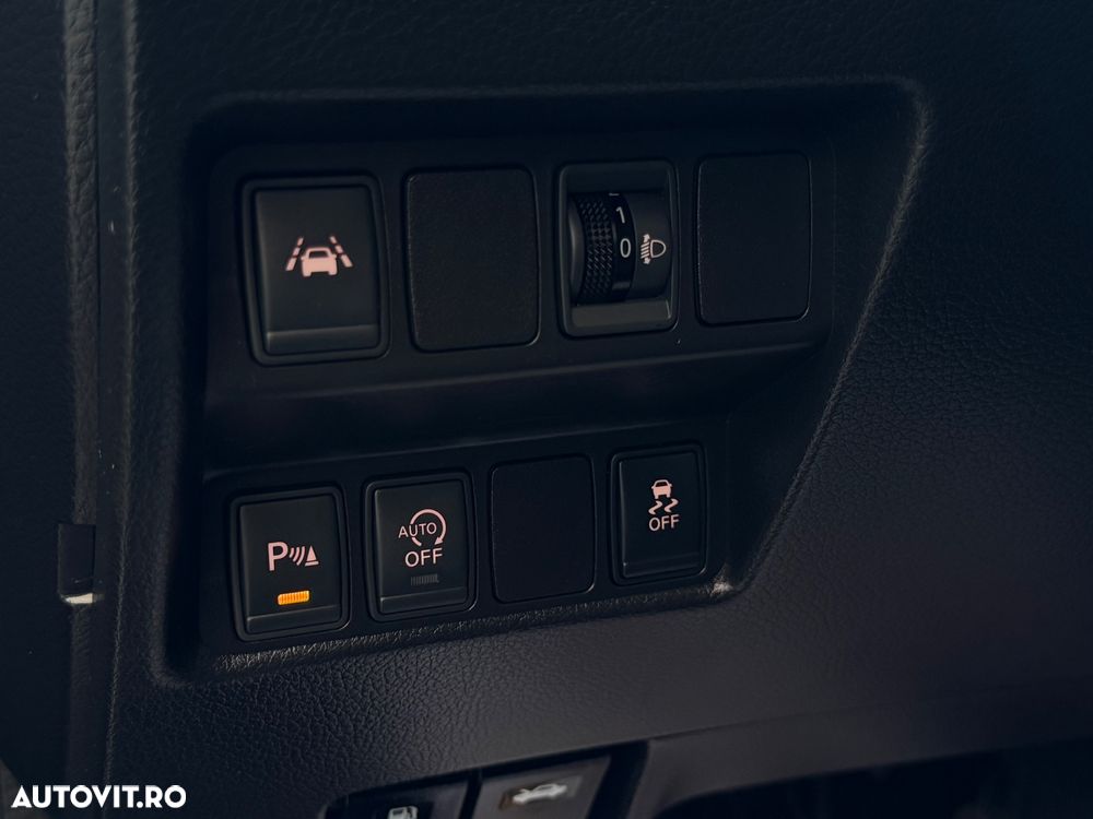 Nissan Qashqai 1.6 DCI TEKNA - 16