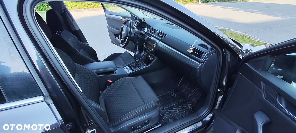 Skoda Superb 2.0 TDI Ambition - 10