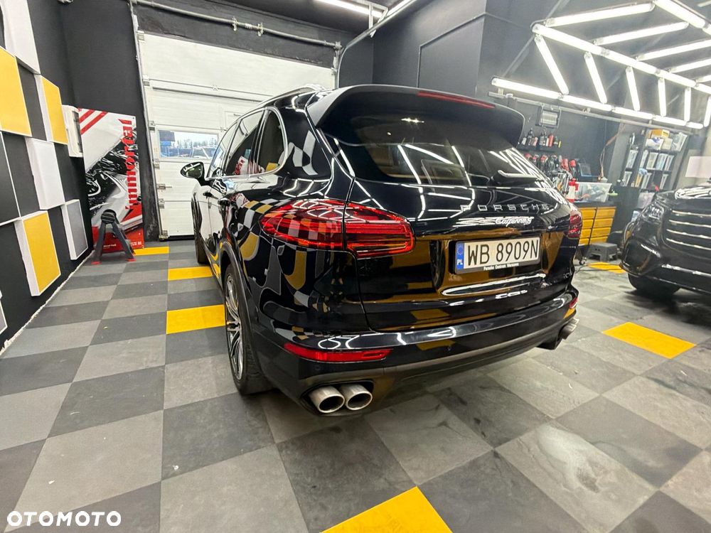 Porsche Cayenne S Diesel - 2
