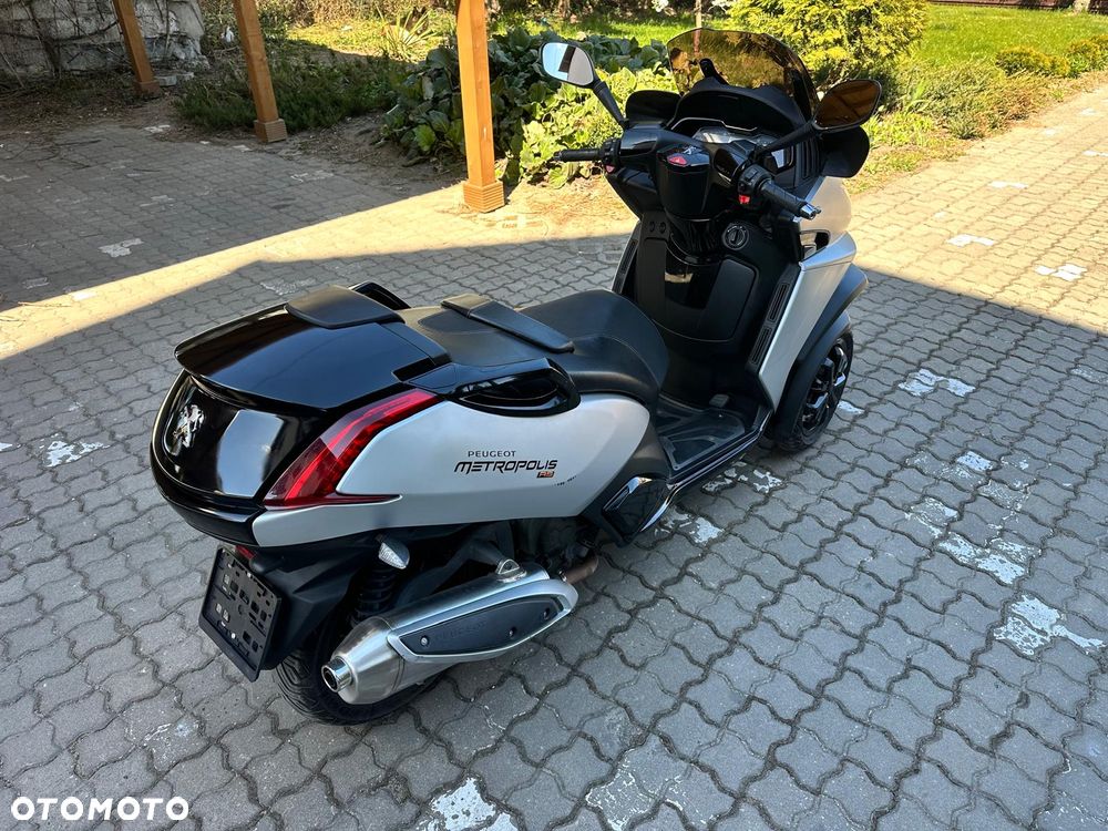 Peugeot Metropolis - 3
