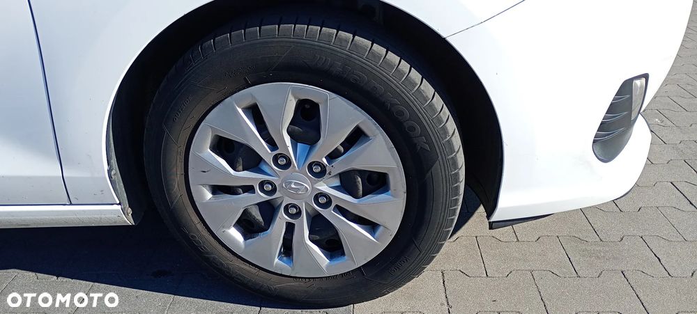 Hyundai i30 1.4 Classic + - 5