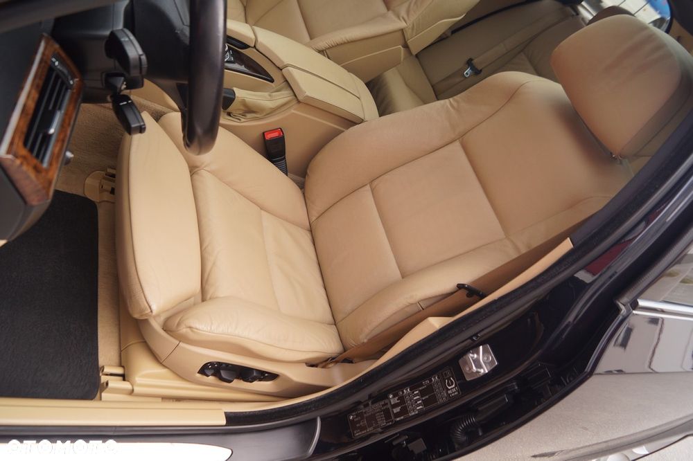 BMW Seria 5 525d Edition Sport - 20