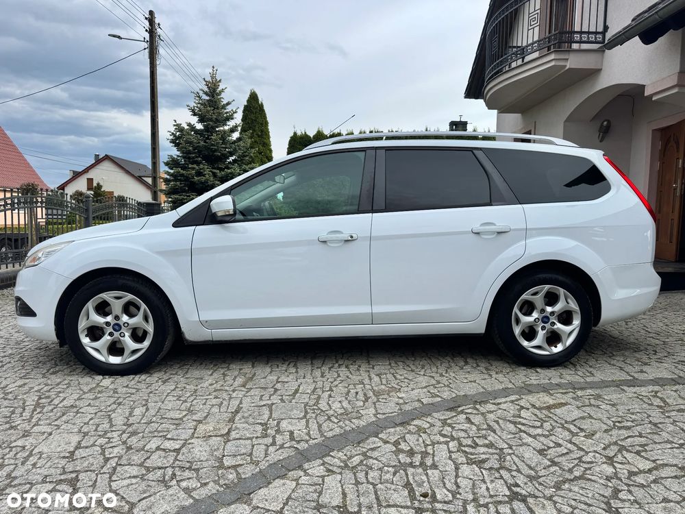 Ford Focus 1.6 16V Style - 8