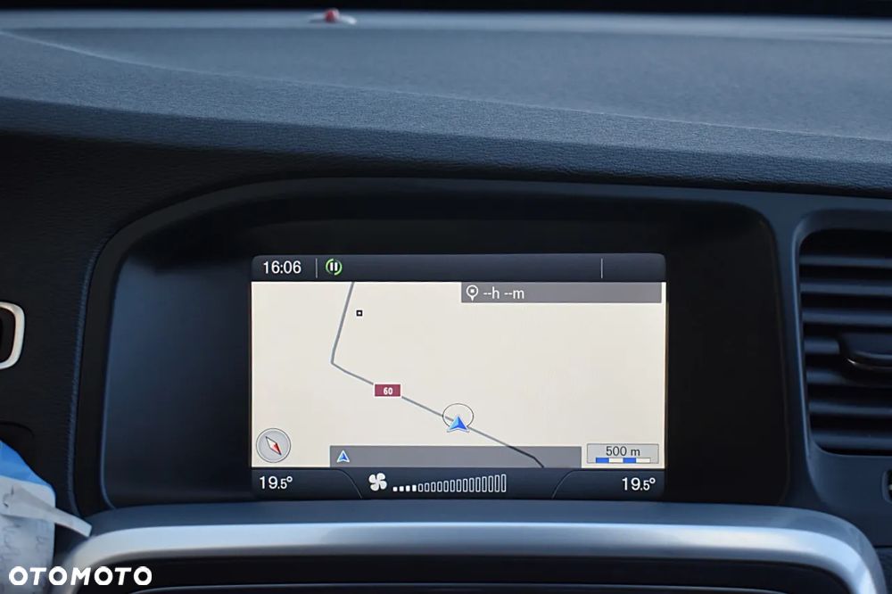 Volvo S60 D3 Geartronic Momentum - 24