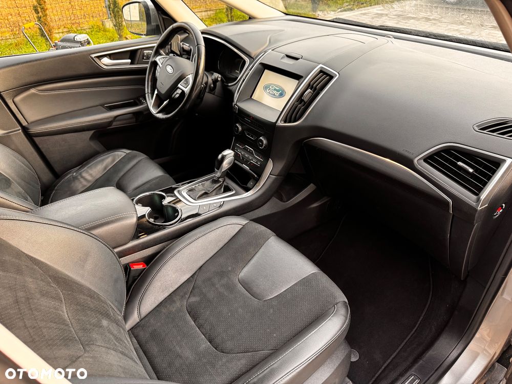 Ford S-Max 2.0 TDCi Titanium PowerShift - 15