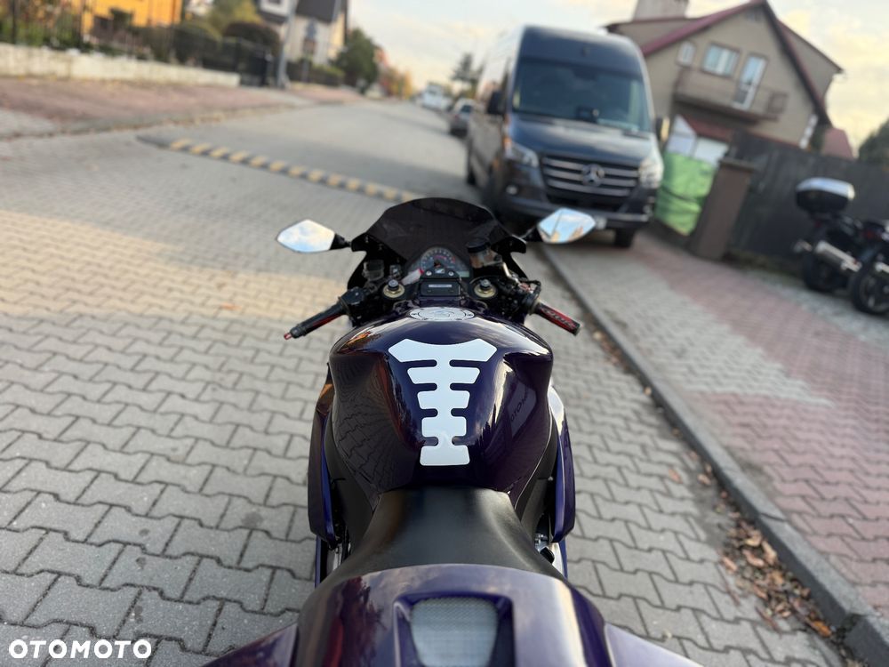 Honda CBR - 18
