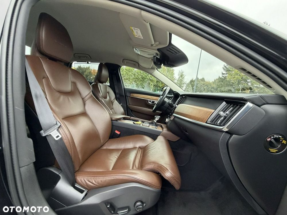 Volvo S90 - 35