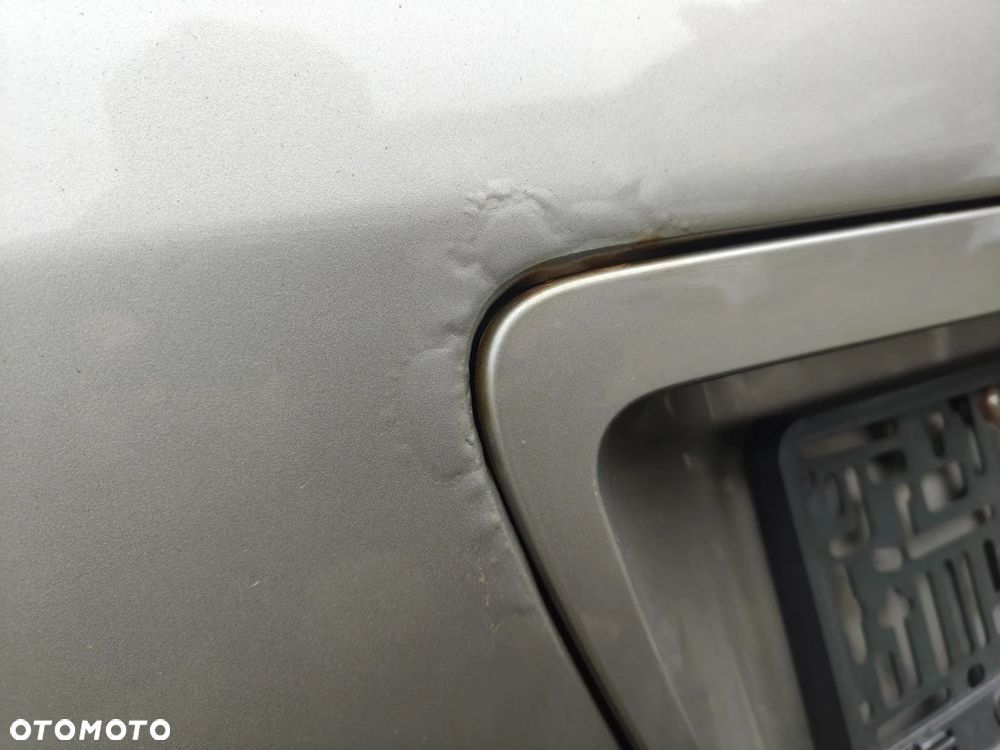 MERCEDES W203 Kombi Klapa Tylna Kombi 723 Zielona Szyba - 11
