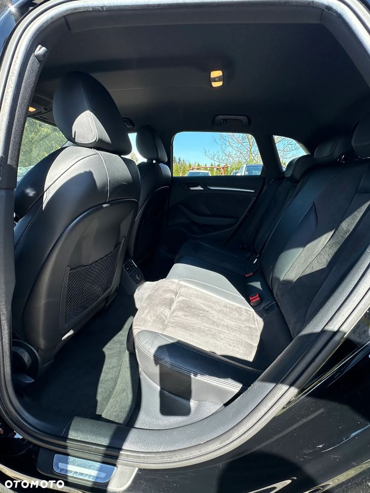 Audi A3 Sportback 2.0 TDI (clean diesel) S tronic S line Sportpaket - 11