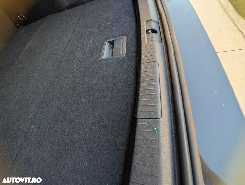 Volkswagen Golf - 15