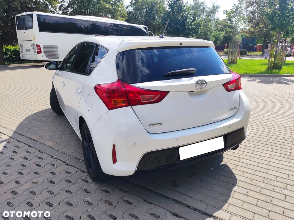 Toyota Auris 1.6 Valvematic Life - 3