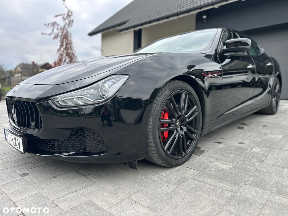 Maserati Ghibli GranLusso - 12