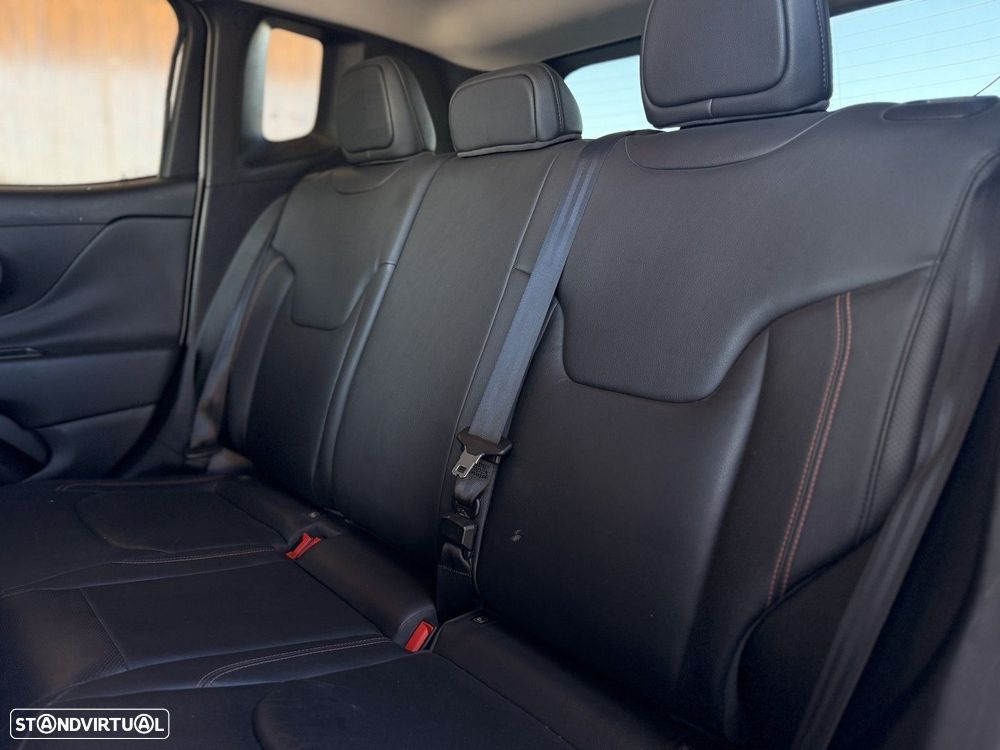 Jeep Renegade 1.6 MultiJet Opening Edition S&S - 16