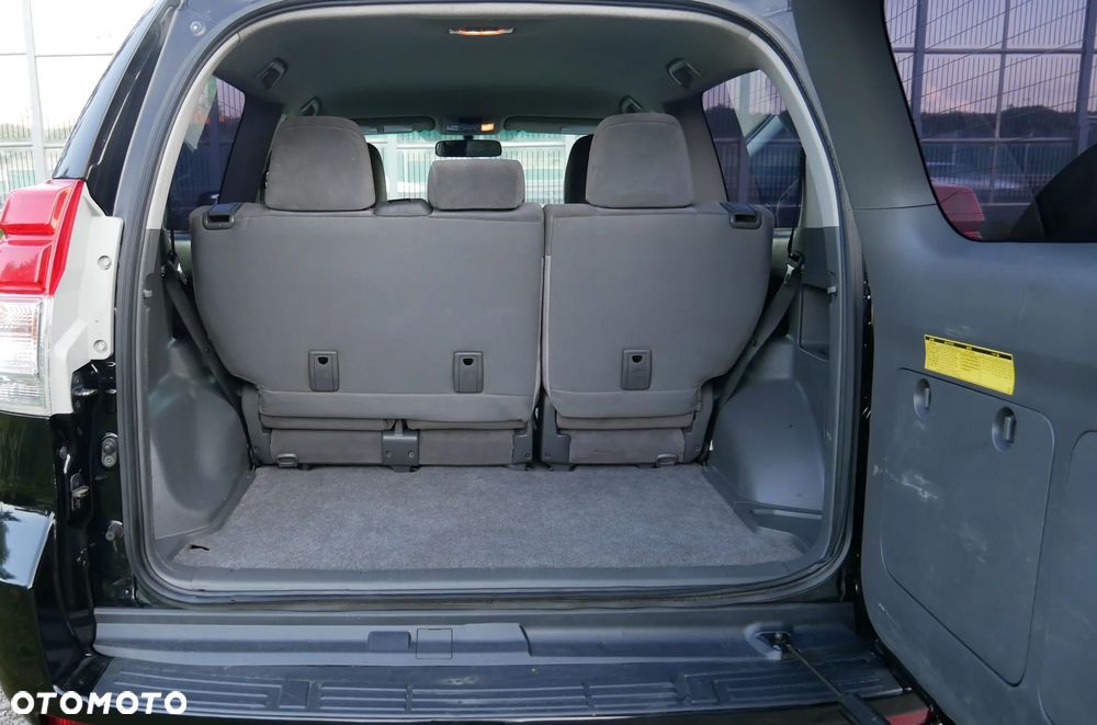 Toyota Land Cruiser LC 3.0 D-4D Luna - 23