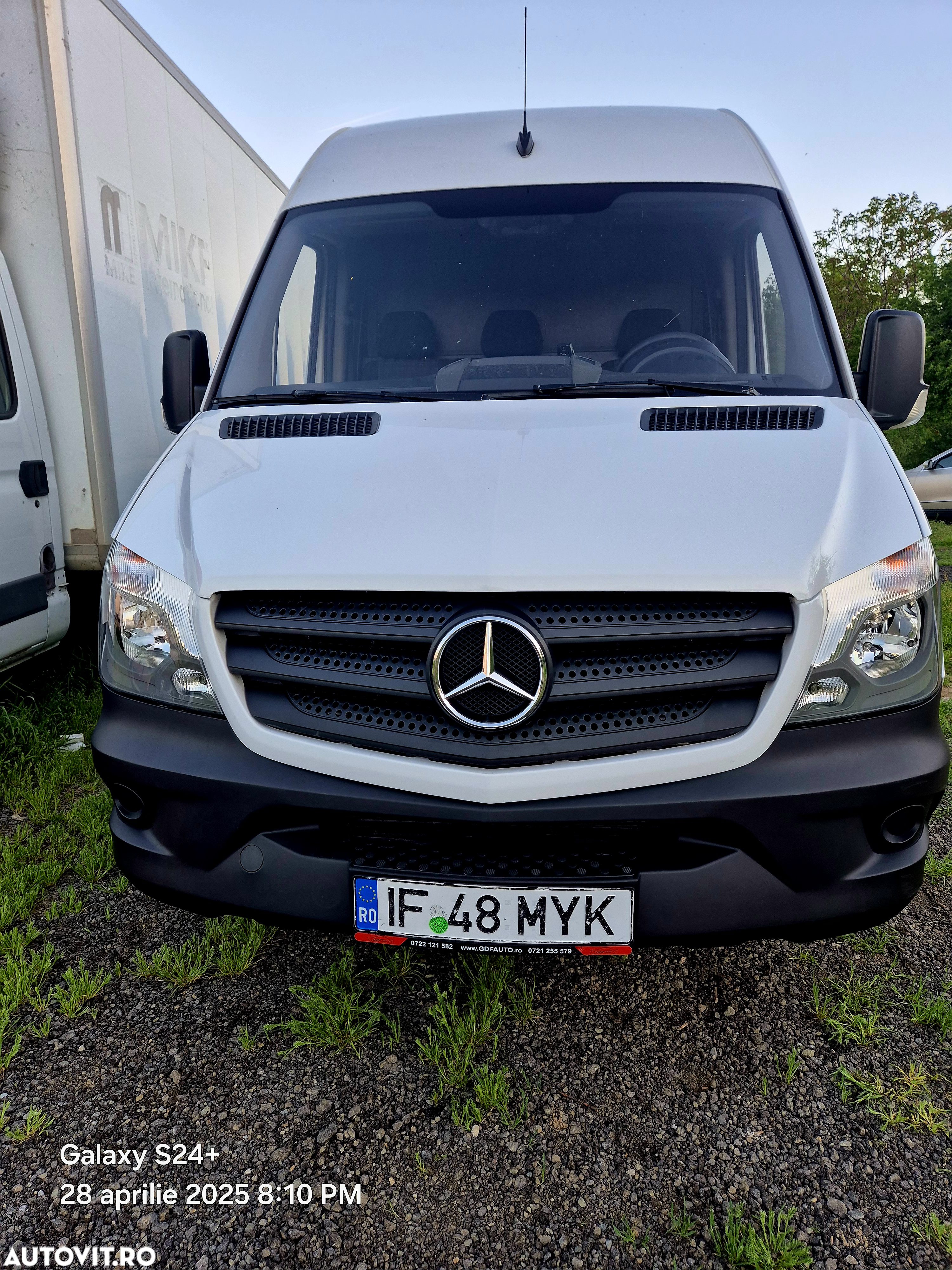 Mercedes-Benz Sprinter - 4