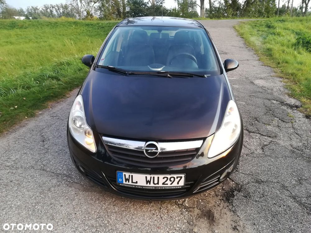 Opel Corsa 1.2 16V Cosmo - 2