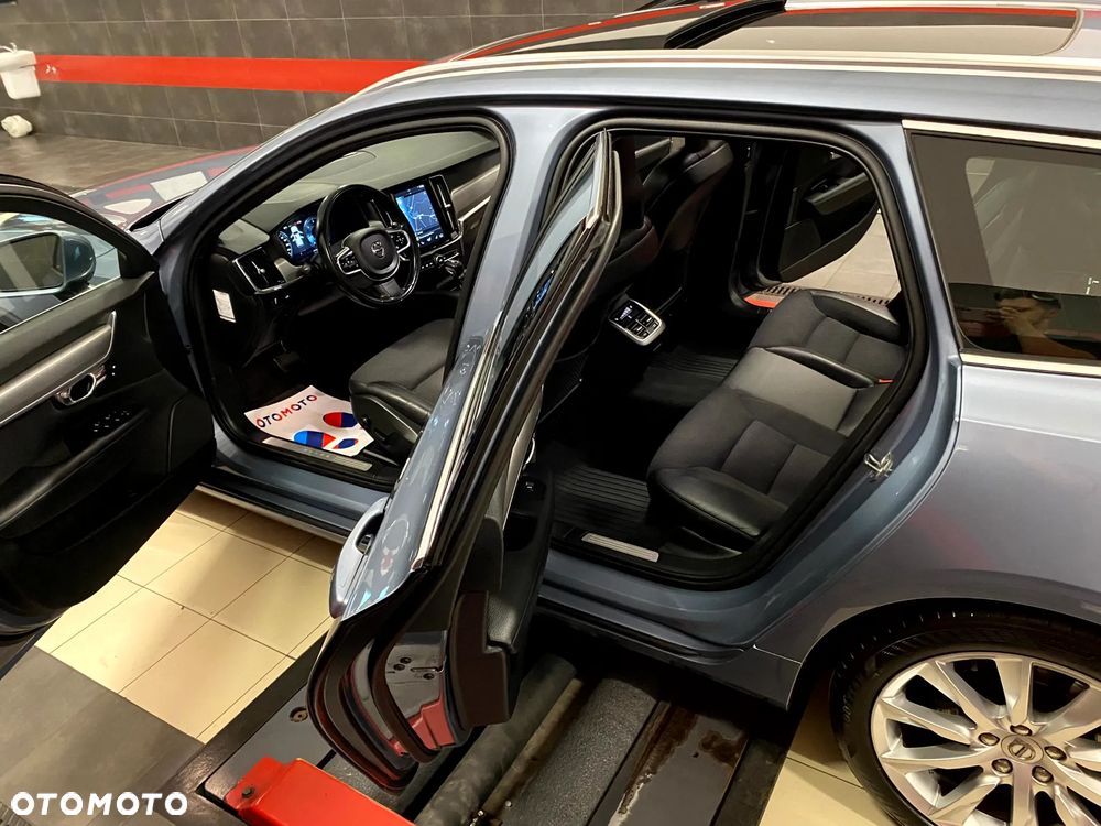 Volvo V90 D4 Inscription - 21