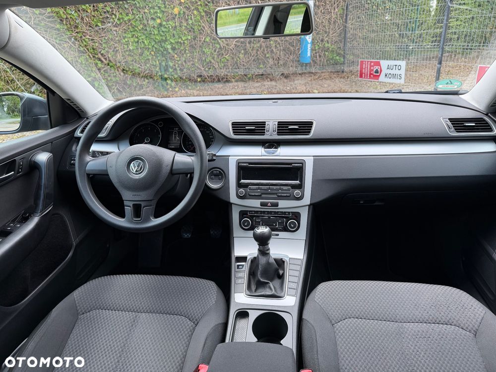 Volkswagen Passat 1.4 TSI BMT Comfortline - 16