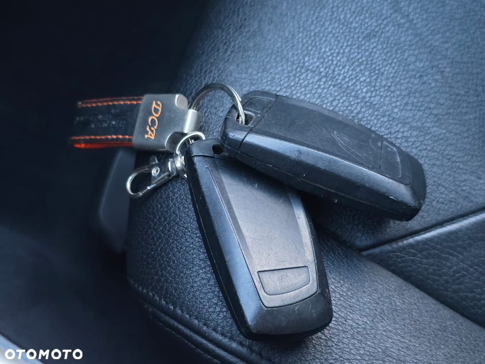 BMW Seria 3 320d xDrive Edition Luxury Line Purity - 24