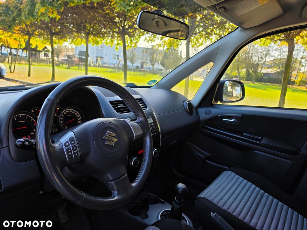 Suzuki SX4 1.6 VVT 4x2 City+ - 10