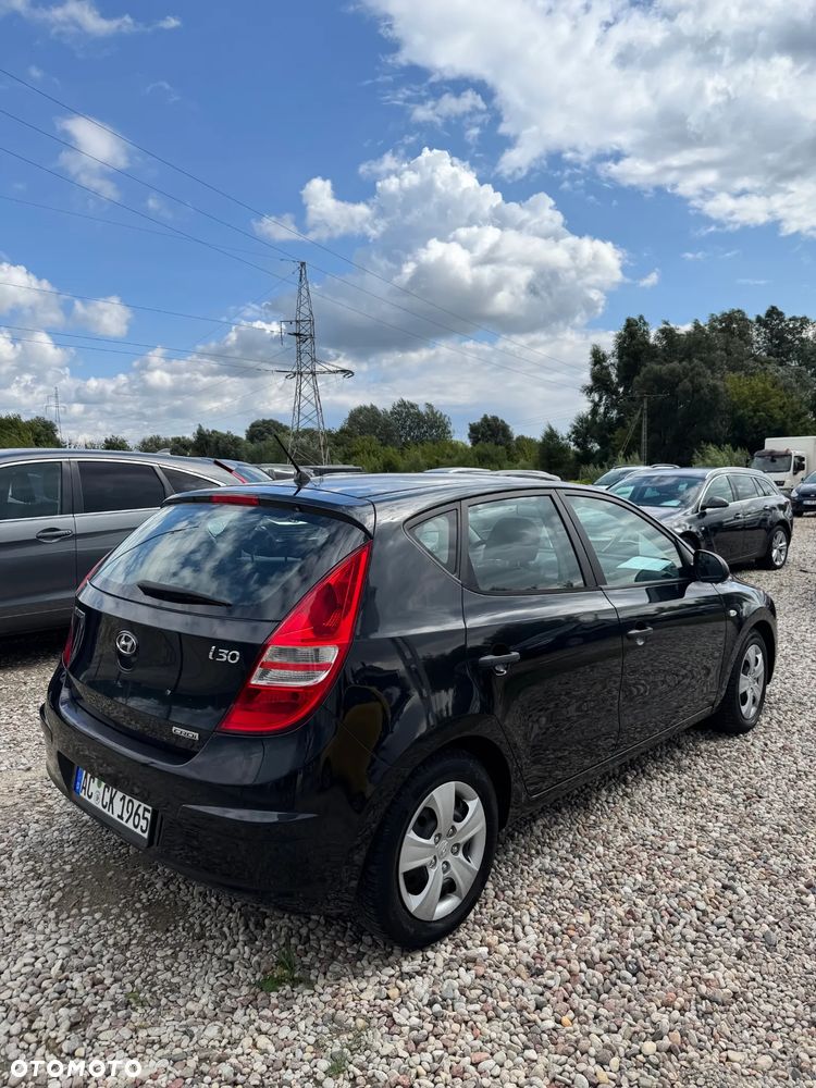 Hyundai i30 1.6 CRDi Blue Classic - 4