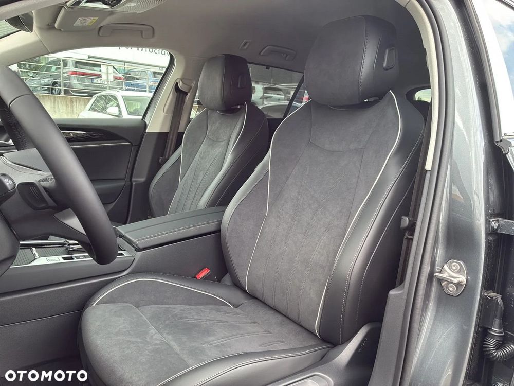 Volkswagen Passat - 7