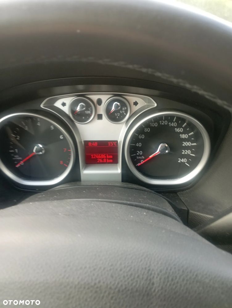 Ford Focus 1.6 Trend - 10