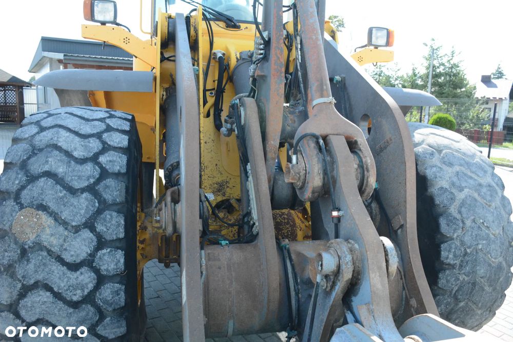 Volvo L110E / 2006r / Przegubowa / Waga w łyżce / 8803 mth / Centralne smarowanie - 10