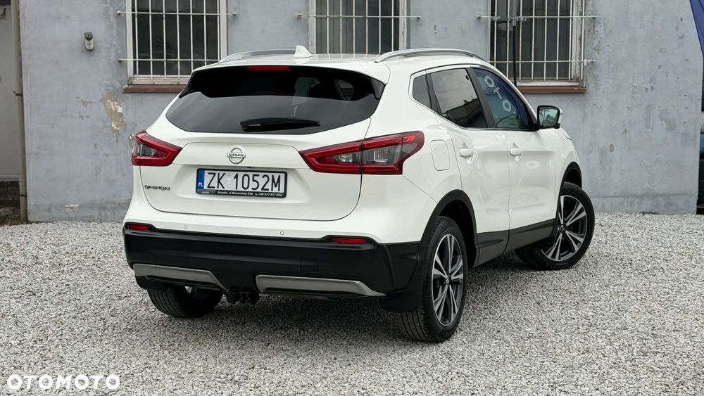 Nissan Qashqai 1.2 DIG-T N-Connecta EU6 - 13